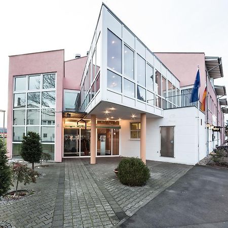 Hotel An Der Waldstrasse Groß-Zimmern Kültér fotó