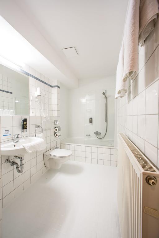 Hotel An Der Waldstrasse Groß-Zimmern Szoba fotó